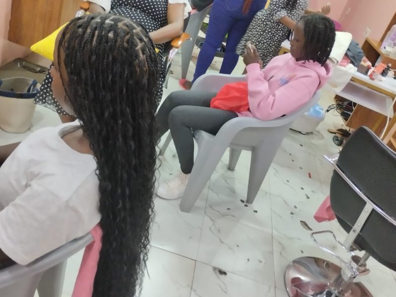 πββοΈ Treasure Hair Parlour